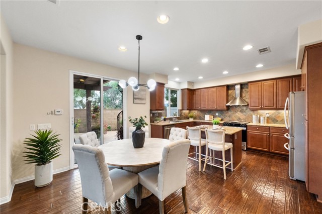 Detail Gallery Image 24 of 69 For 28889 Edenton Way, Temecula,  CA 92591 - 4 Beds | 2/1 Baths