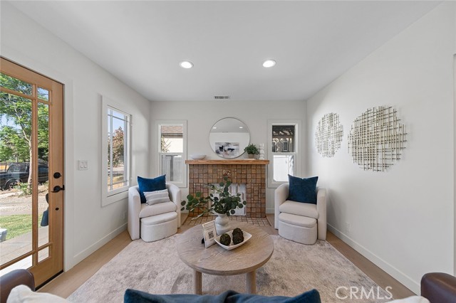 1951 Wagner Street, Pasadena CA: https://media.crmls.org/medias/c5740deb-298b-4f5a-ad23-b913f696964e.jpg