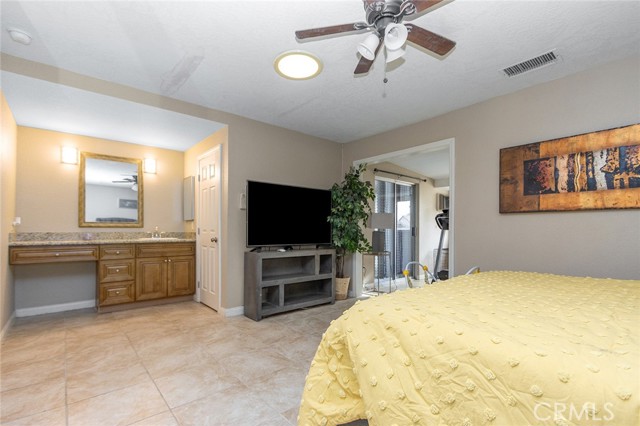 Detail Gallery Image 23 of 39 For 27448 Outrigger Ln, Helendale,  CA 92342 - 2 Beds | 2 Baths