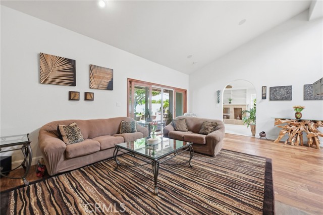 Detail Gallery Image 34 of 71 For 1633 Santiago, Newport Beach,  CA 92660 - 4 Beds | 3/1 Baths