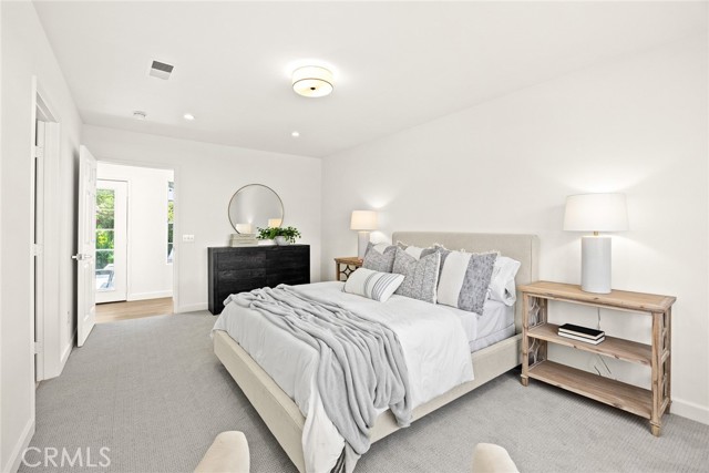 19558 E Dexter Street, Covina CA: https://media.crmls.org/medias/c5754c8f-91fd-4676-ace0-b50fe787fc31.jpg