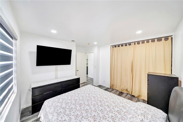 Detail Gallery Image 19 of 37 For 7035 Jon Allan Dr, North Hollywood,  CA 91605 - 3 Beds | 2 Baths