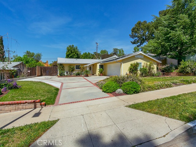13131 Aztec Street photo 2