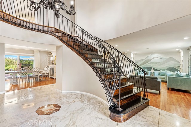 5005 Delita Place, Woodland Hills CA: https://media.crmls.org/medias/c575992b-54e4-4fb0-81e6-8c3c80a87f3d.jpg