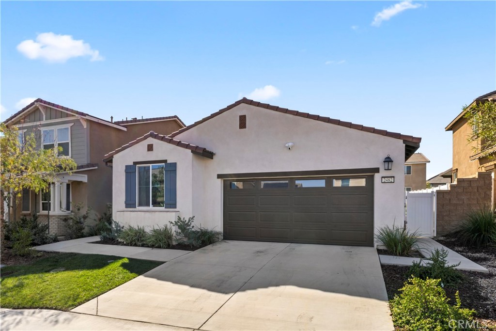 2482 Wagon Wheel Way