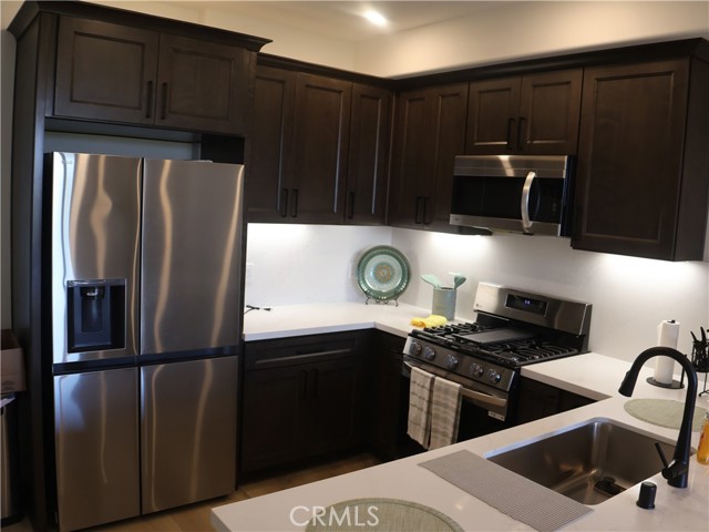 Detail Gallery Image 3 of 10 For 402 W Grand Ave #302,  Grover Beach,  CA 93433 - 1 Beds | 1 Baths