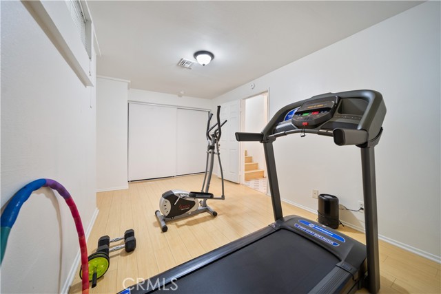 Detail Gallery Image 38 of 47 For 19950 Sherman Way Unit a a,  Winnetka,  CA 91306 - 3 Beds | 4 Baths