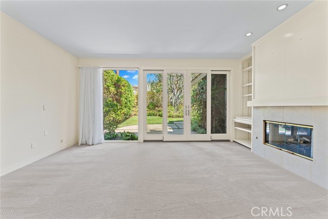 Detail Gallery Image 19 of 39 For 6 Rue Marseille, Newport Beach,  CA 92660 - 3 Beds | 2/1 Baths