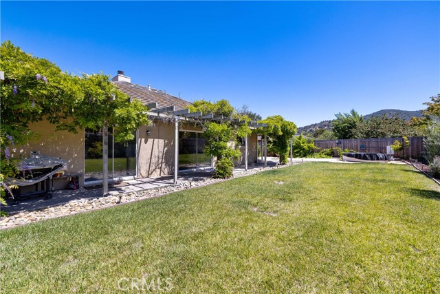 475 Heritage Lane, Los Alamos CA: https://media.crmls.org/medias/c57927c8-2673-430c-a234-359d4dfc9f4a.jpg