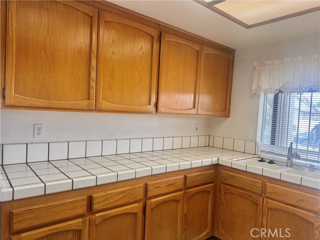 15469 Chaparral Street, Victorville CA: https://media.crmls.org/medias/c57a00da-aefe-415e-b00c-67f283b88eda.jpg