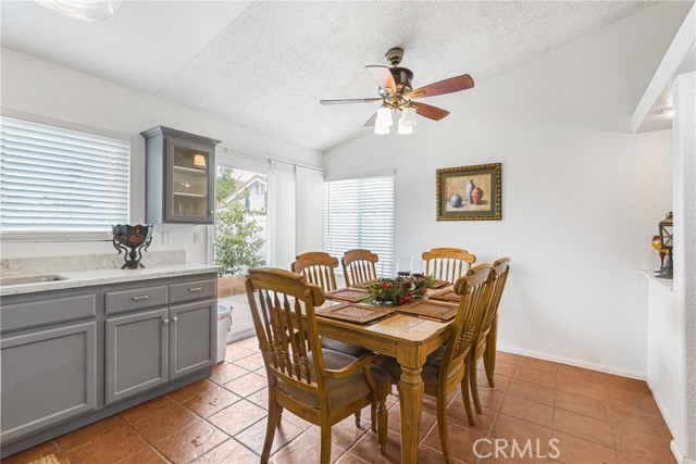 Detail Gallery Image 11 of 20 For 1829 Springtree, Perris,  CA 92571 - 2 Beds | 1 Baths