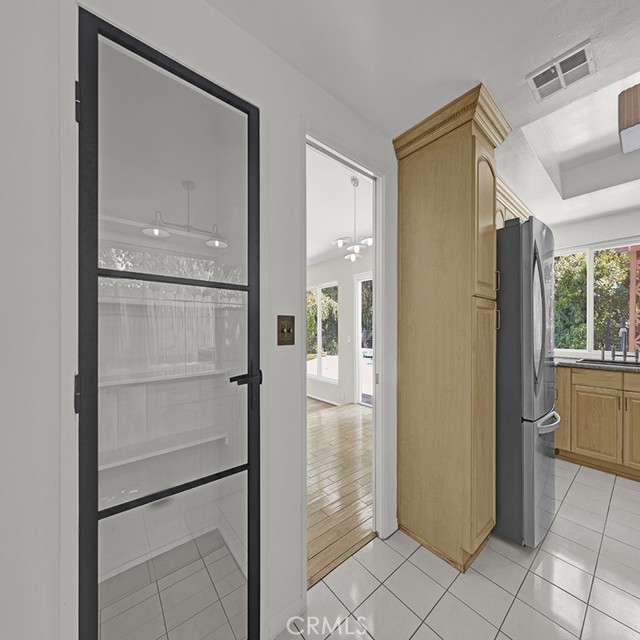 23020 Wrencrest Drive, Calabasas CA: https://media.crmls.org/medias/c57c492b-4a40-44d4-b1d4-598aa1b8bfd4.jpg