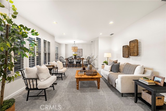 Detail Gallery Image 3 of 57 For 2286 Burlingame Drive, Chico,  CA 95928 - 4 Beds | 3 Baths