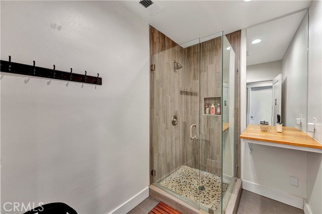 Detail Gallery Image 19 of 60 For 2150 Newport Blvd., Costa Mesa,  CA 92627 - 2 Beds | 1 Baths