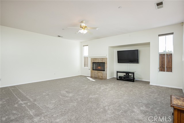 731 Oak Glade Drive, Fallbrook CA: https://media.crmls.org/medias/c57dfc44-9914-4cb5-bdd9-5dfa06c5d4d5.jpg