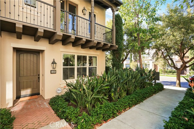 Detail Gallery Image 9 of 42 For 220 Kempton, Irvine,  CA 92620 - 3 Beds | 3 Baths