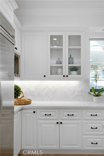 561 33rd Street, Manhattan Beach, California 90266, 5 Bedrooms Bedrooms, ,5 BathroomsBathrooms,Residential,Sold,33rd,SB21226238