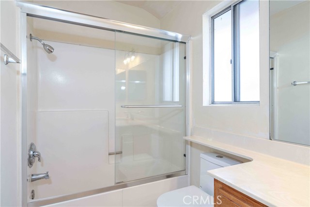 Detail Gallery Image 19 of 27 For 415 Tangelo, Irvine,  CA 92618 - 2 Beds | 2/1 Baths