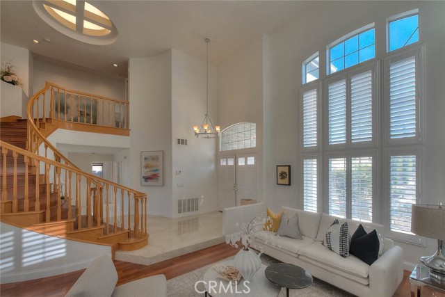 Detail Gallery Image 15 of 71 For 19759 Alpine Crest Rd, Walnut,  CA 91789 - 5 Beds | 3 Baths