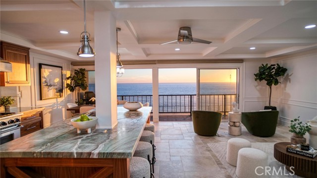 Detail Gallery Image 8 of 49 For 31423 Coast #51,  Laguna Beach,  CA 92651 - 3 Beds | 2 Baths