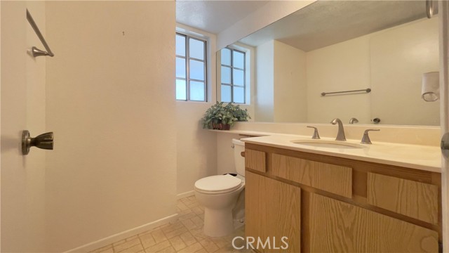 Detail Gallery Image 19 of 27 For 1717 Cherry Hill Rd, Santa Paula,  CA 93060 - 4 Beds | 2/1 Baths