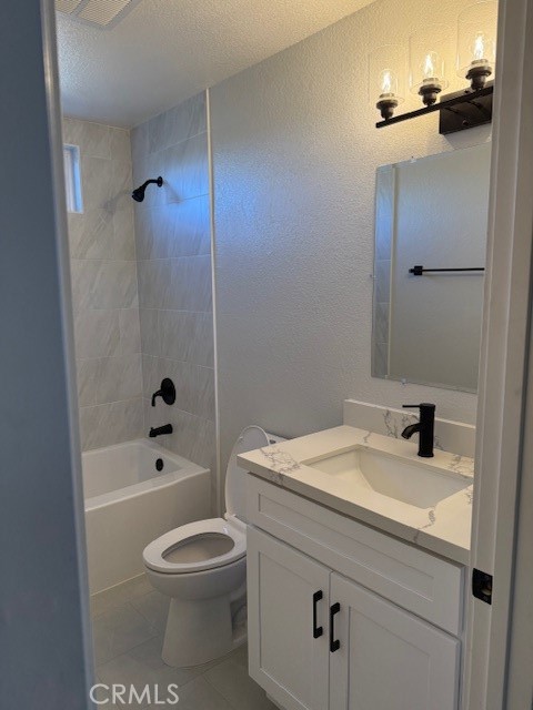 Detail Gallery Image 17 of 17 For 14945 Tonikan, Apple Valley,  CA 92307 - 3 Beds | 3 Baths