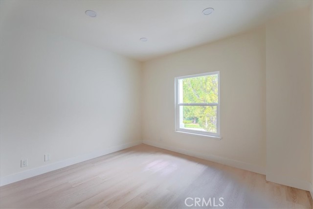 Detail Gallery Image 30 of 55 For 21016 Mendenhall Ct, Topanga,  CA 90290 - 5 Beds | 4/1 Baths