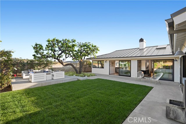 Detail Gallery Image 34 of 39 For 4000 Topside Ln, Corona Del Mar,  CA 92625 - 4 Beds | 2/1 Baths