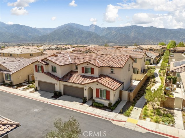 Detail Gallery Image 4 of 56 For 24085 Midvale Ct, Corona,  CA 92883 - 4 Beds | 3 Baths