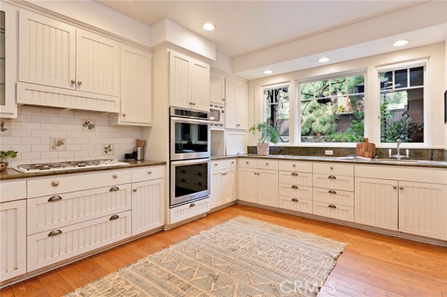 Detail Gallery Image 31 of 74 For 354 N Canon Ave, Sierra Madre,  CA 91024 - 4 Beds | 3/1 Baths