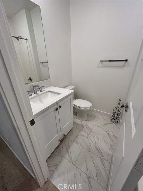Up hallway bath