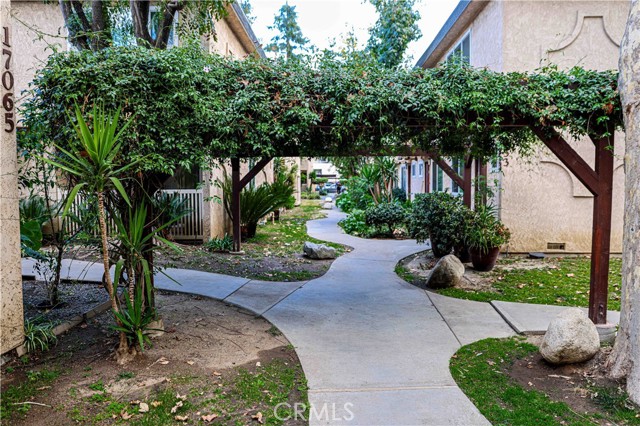 Detail Gallery Image 34 of 34 For 17053 Roscoe Bld #1,  Northridge,  CA 91325 - 2 Beds | 2 Baths