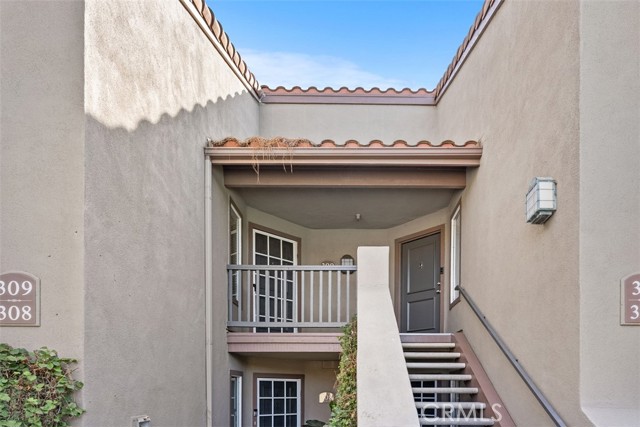 Detail Gallery Image 3 of 25 For 2800 Keller Dr #309,  Tustin,  CA 92782 - 2 Beds | 2 Baths