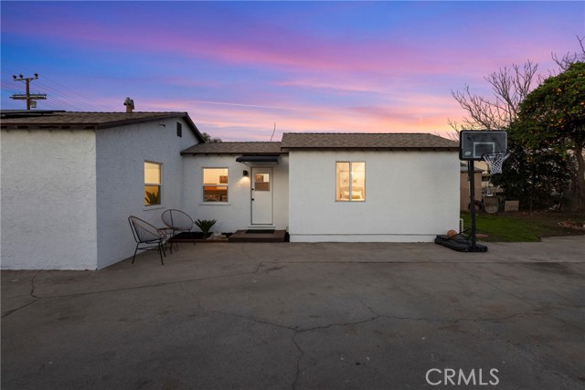 13832 Filmore Street photo 2