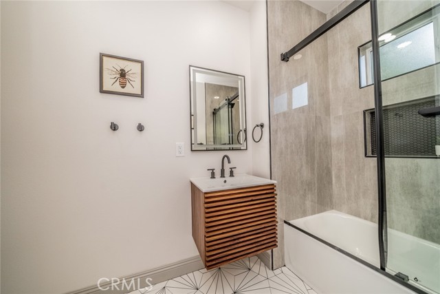 Detail Gallery Image 33 of 55 For 3017 Date St, Riverside,  CA 92507 - 4 Beds | 2 Baths