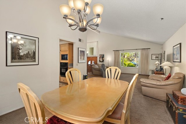 Detail Gallery Image 6 of 35 For 860 Emerson St, Upland,  CA 91784 - 4 Beds | 3 Baths