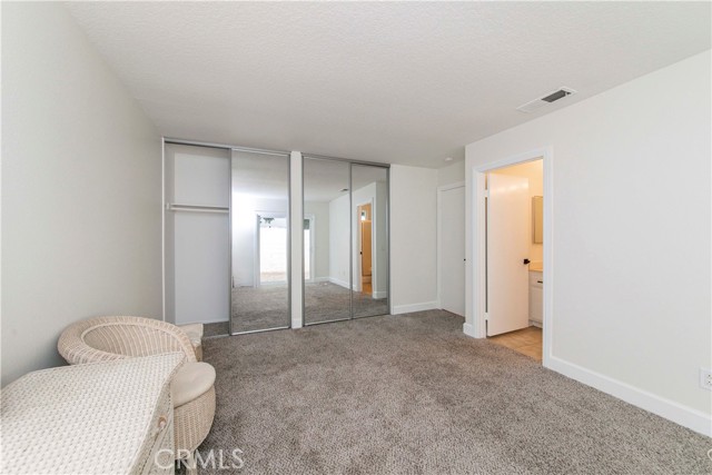 6409 Heatherwood Drive, Jurupa Valley CA: https://media.crmls.org/medias/c5867d0c-c73b-4b10-90d7-9ecbe2c21cf3.jpg