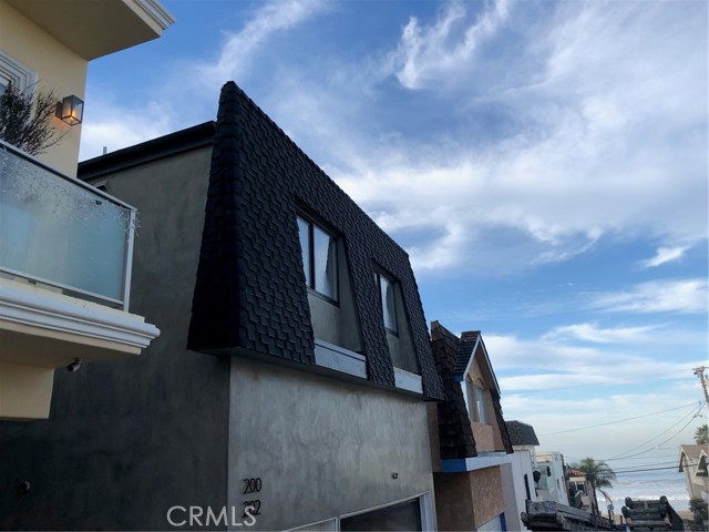 200 39th Street, Manhattan Beach CA: https://media.crmls.org/medias/c586a187-8f71-49e0-9f00-2f4bea6774eb.jpg