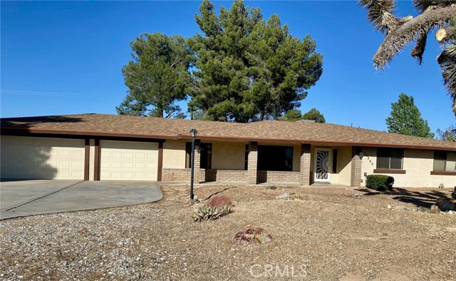 20360 Eyota Rd, Apple Valley, CA 92308