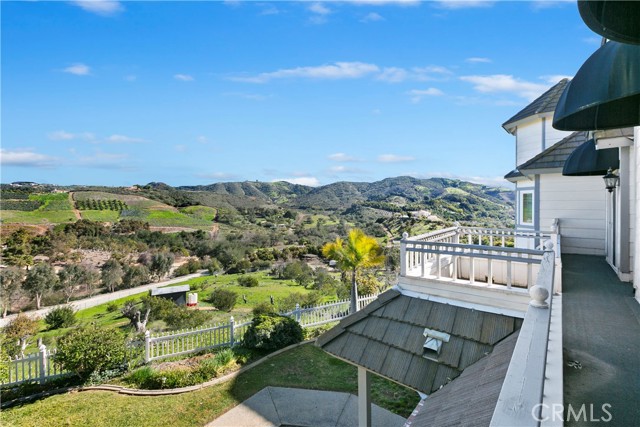 46366 Sandia Creek Drive, Temecula CA: https://media.crmls.org/medias/c5876cae-31a1-40da-9cd6-099bdfbbda03.jpg