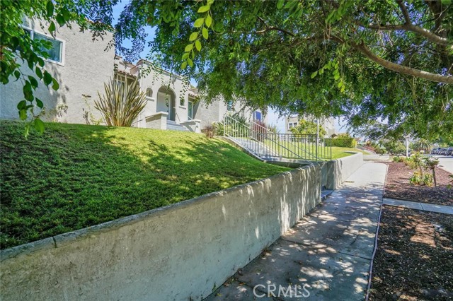 Detail Gallery Image 32 of 38 For 1301 S Hudson Ave, Los Angeles,  CA 90019 - 2 Beds | 2 Baths