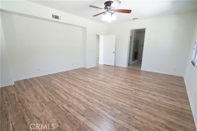 Detail Gallery Image 14 of 37 For 13580 Brush Creek, Corona,  CA 92880 - 6 Beds | 4/1 Baths