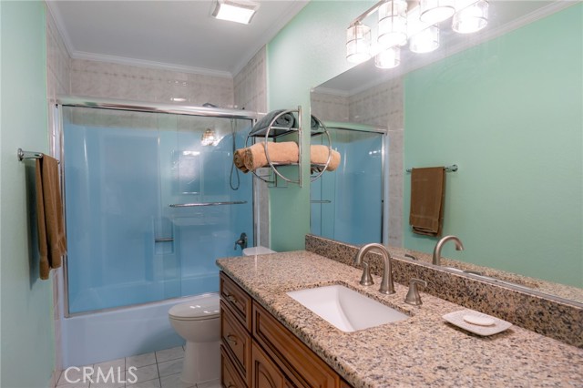 Detail Gallery Image 9 of 21 For 535 E Lincoln St, Carson,  CA 90745 - 4 Beds | 2 Baths