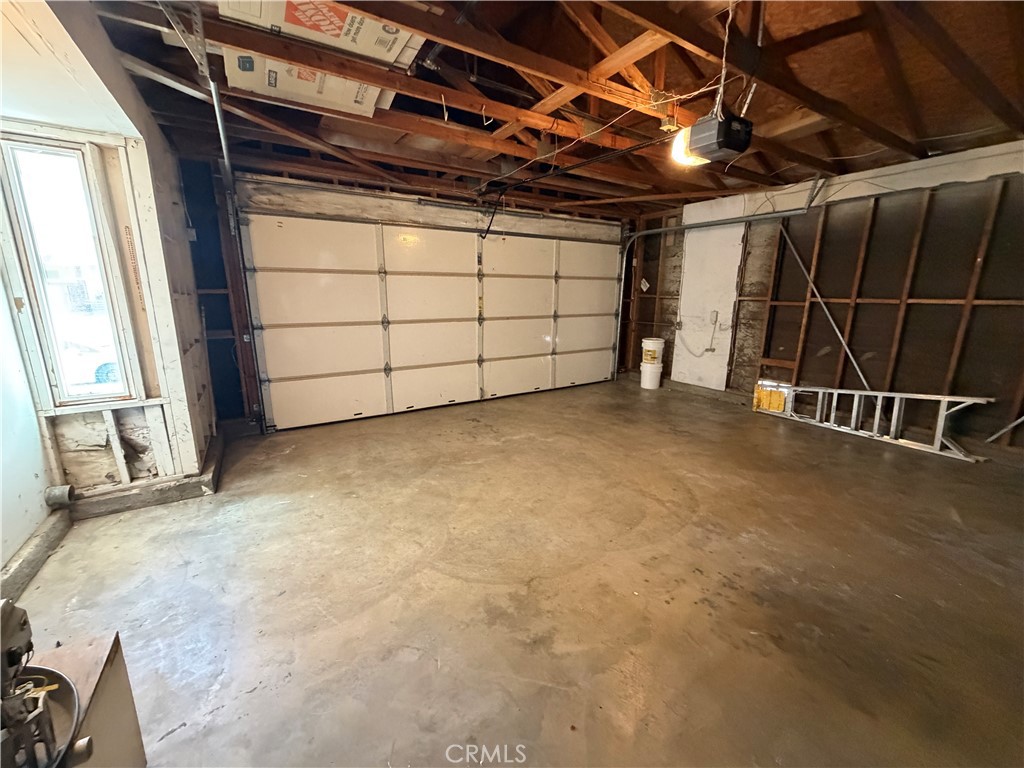 https://media.crmls.org/medias/c58a182b-2619-483b-aa73-65bf4c04e935.jpg?preset=X-Large