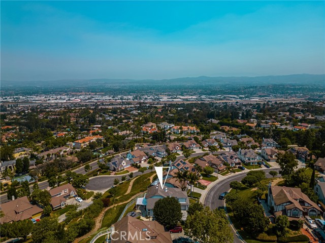 580 S Londerry Ln, Anaheim Hills CA: https://media.crmls.org/medias/c58a28ed-e949-4613-9c2e-bcefe2d4cdd3.jpg