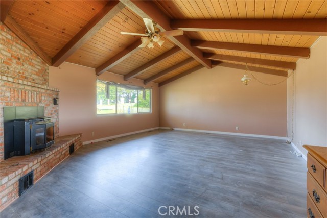 Detail Gallery Image 4 of 55 For 135 Riverview Dr, Oroville,  CA 95966 - 3 Beds | 2 Baths