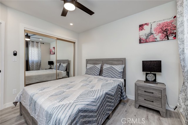 Detail Gallery Image 26 of 51 For 19847 Arminta St, Winnetka,  CA 91306 - 5 Beds | 3 Baths