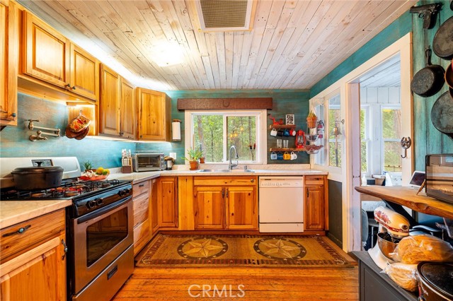 Detail Gallery Image 34 of 71 For 54105 S Circle Dr, Idyllwild,  CA 92549 - – Beds | – Baths