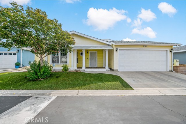 Detail Gallery Image 2 of 45 For 1444 Saint Croix Dr, Hemet,  CA 92543 - 3 Beds | 2 Baths