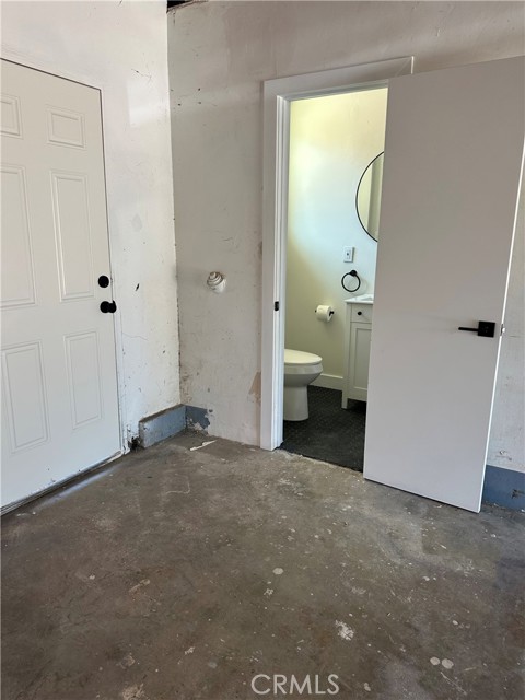 33140 Buena Vista Street, Lake Elsinore CA: https://media.crmls.org/medias/c58d2c42-a2f4-434b-8aaa-f7597c67dc71.jpg